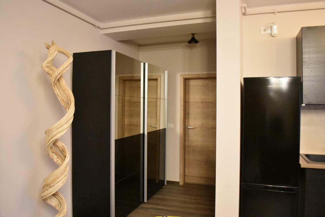 Wood Central Apartment 티미쇼아라 외부 사진