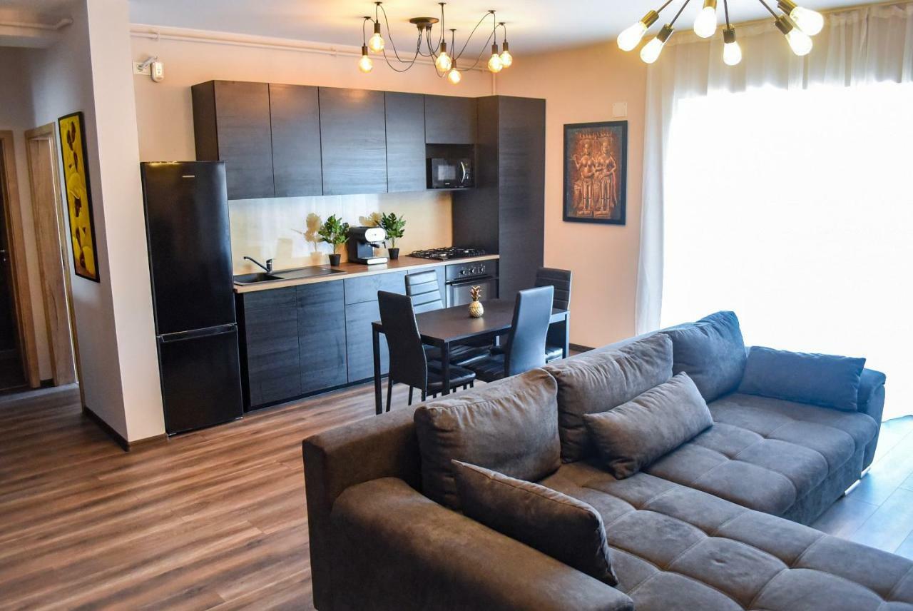 Wood Central Apartment 티미쇼아라 외부 사진